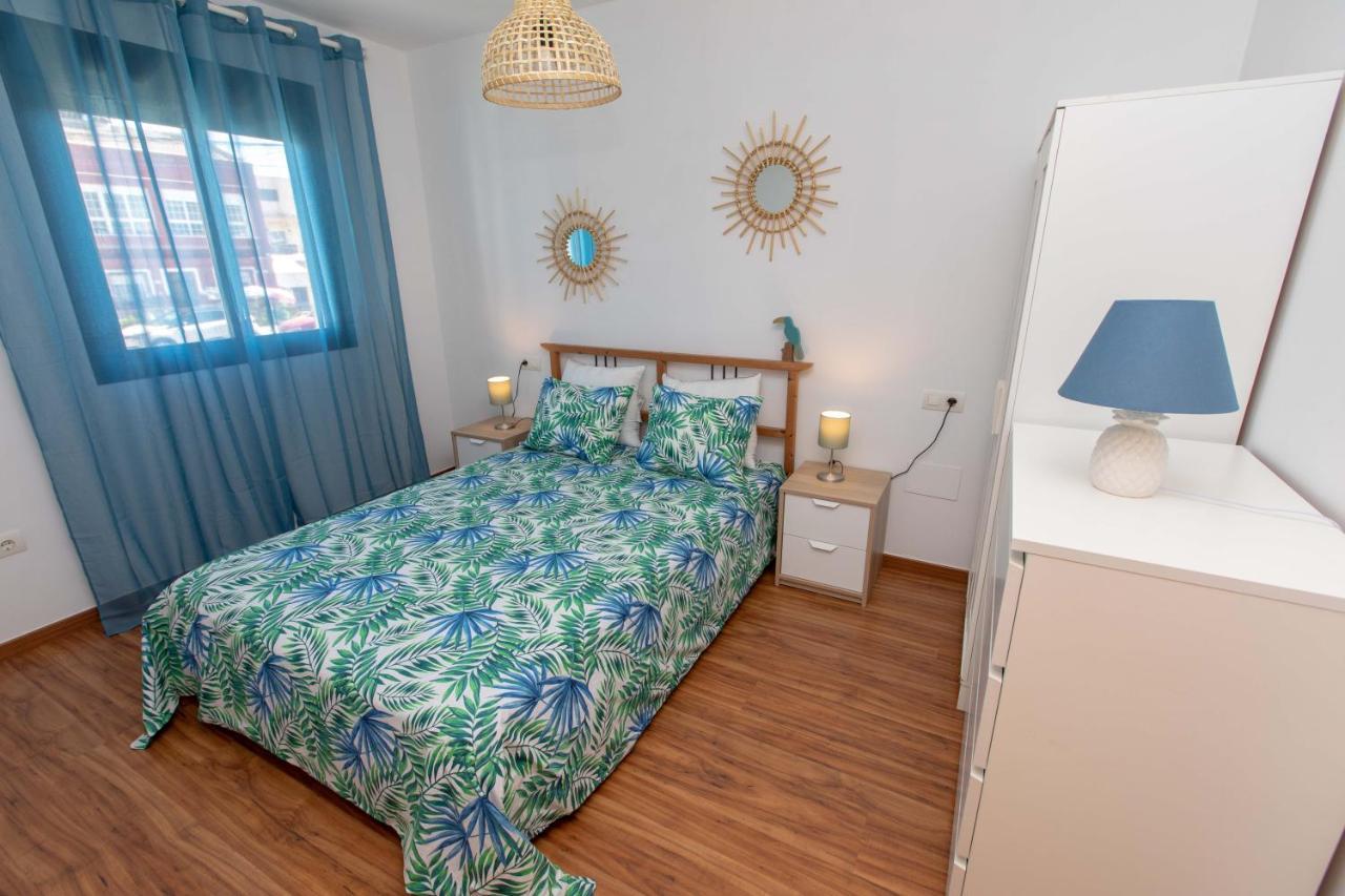 Holidays By The Sea Apartments Malaga Exterior photo