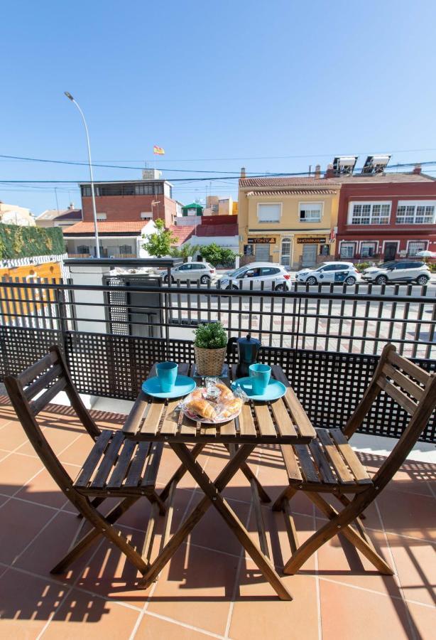 Holidays By The Sea Apartments Malaga Exterior photo