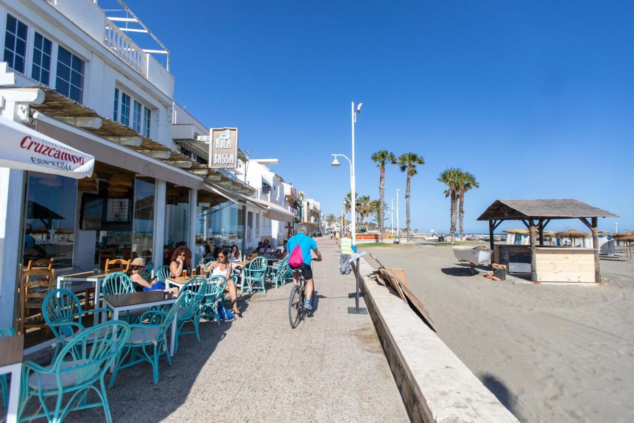 Holidays By The Sea Apartments Malaga Exterior photo